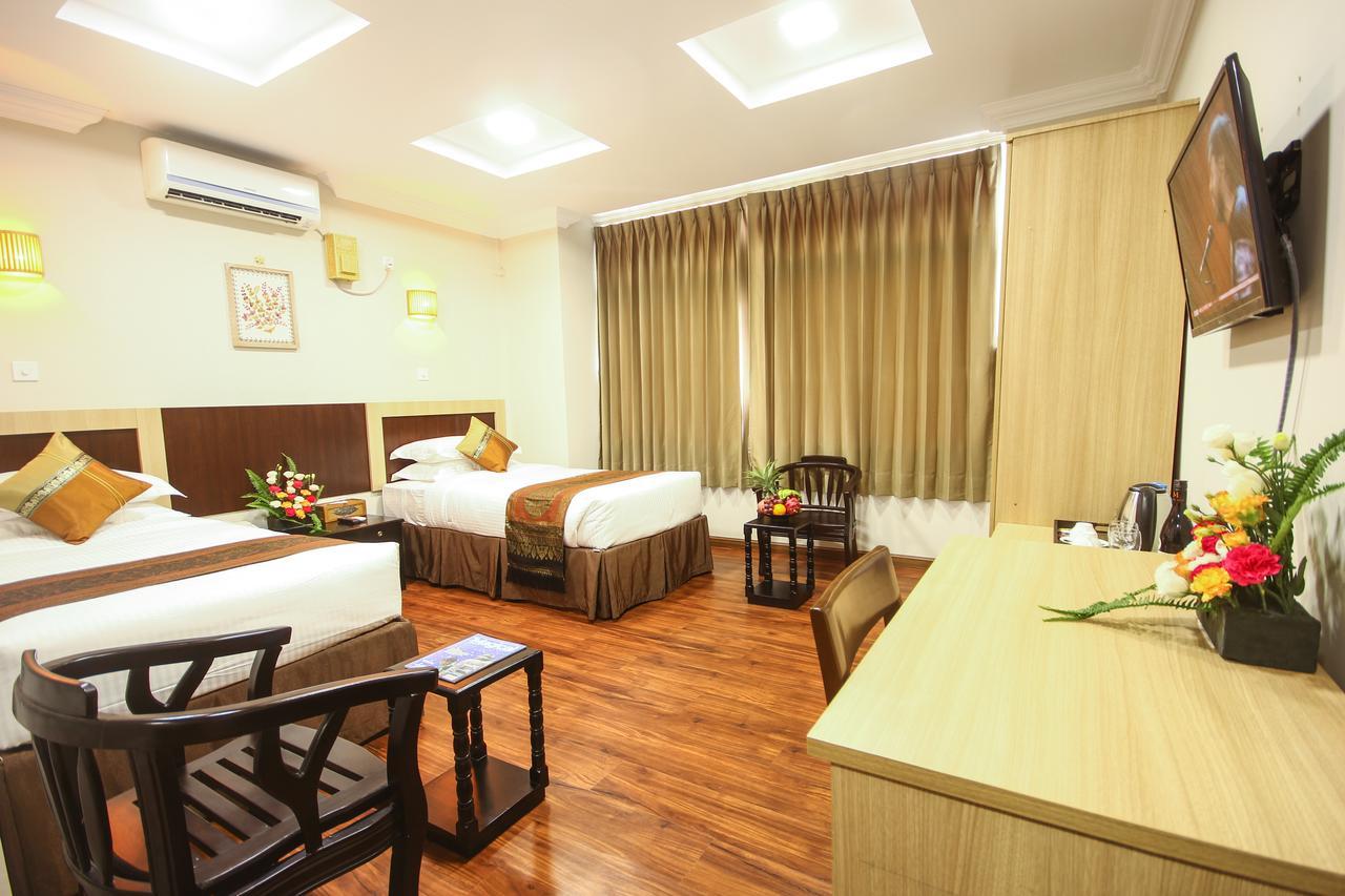 Immana Grand Inle Hotel Nyaung Shwe Kültér fotó